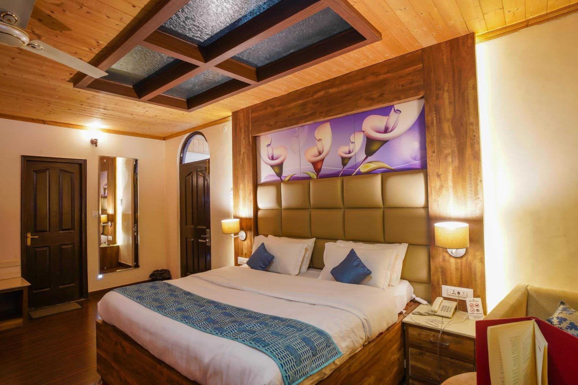 Vilasa Lall Ji Resort Dalhousie Bagian luar foto