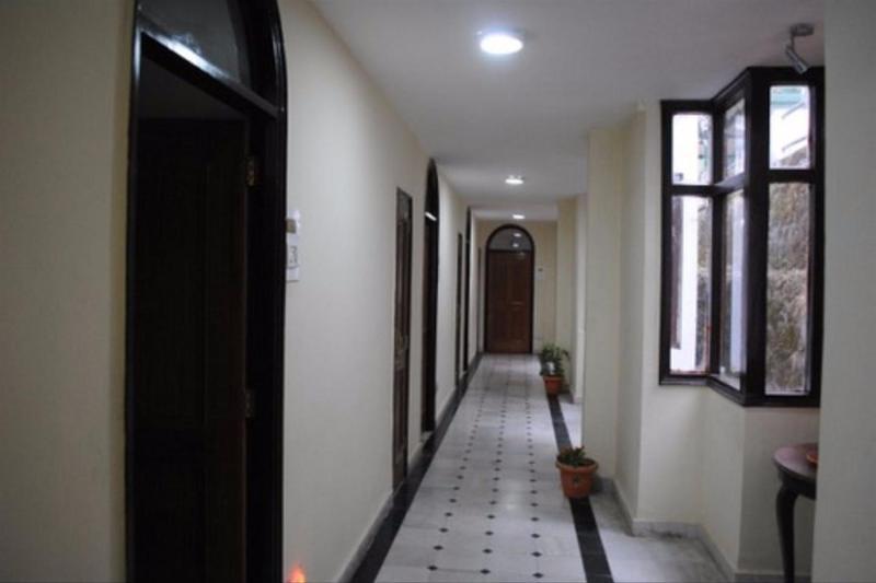 Vilasa Lall Ji Resort Dalhousie Bagian luar foto
