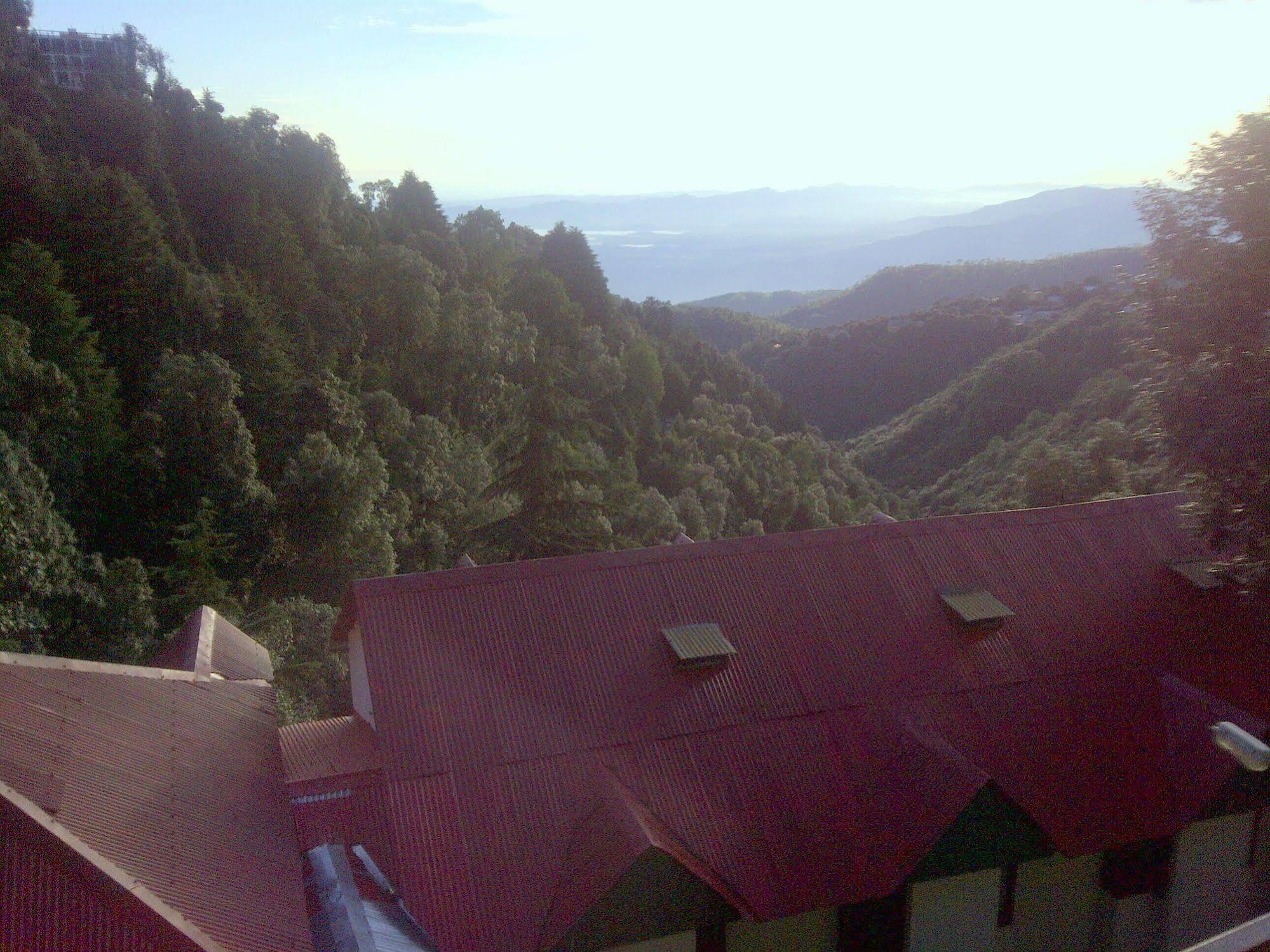 Vilasa Lall Ji Resort Dalhousie Bagian luar foto